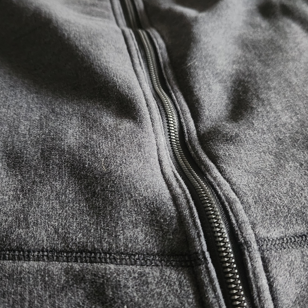 Lululemon Womens Jacket Gray Black Sweatshirt: En Route Athleisure Back Zip - Picture 8 of 9